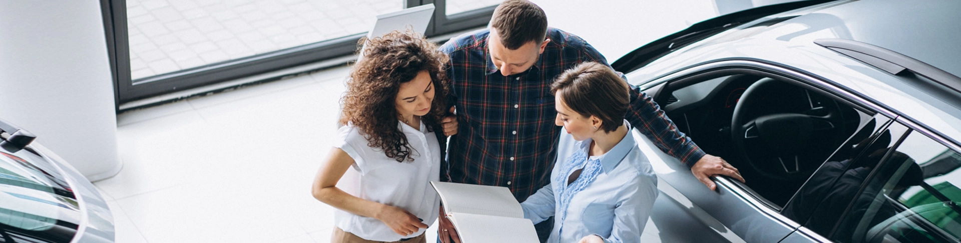 A Comprehensive Guide for Immigrants: Buying Your First Car in Canada